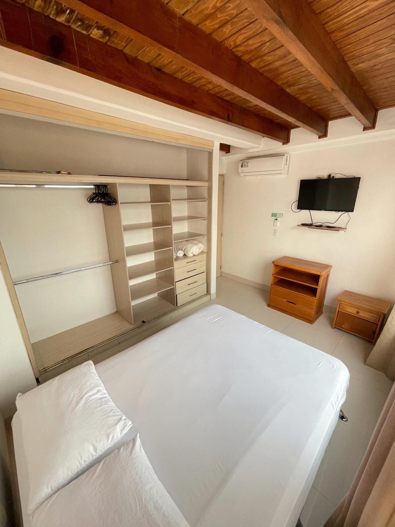 Edificio Bahia Fragata Apartamento 411 ซานอันเดรส ภายนอก รูปภาพ